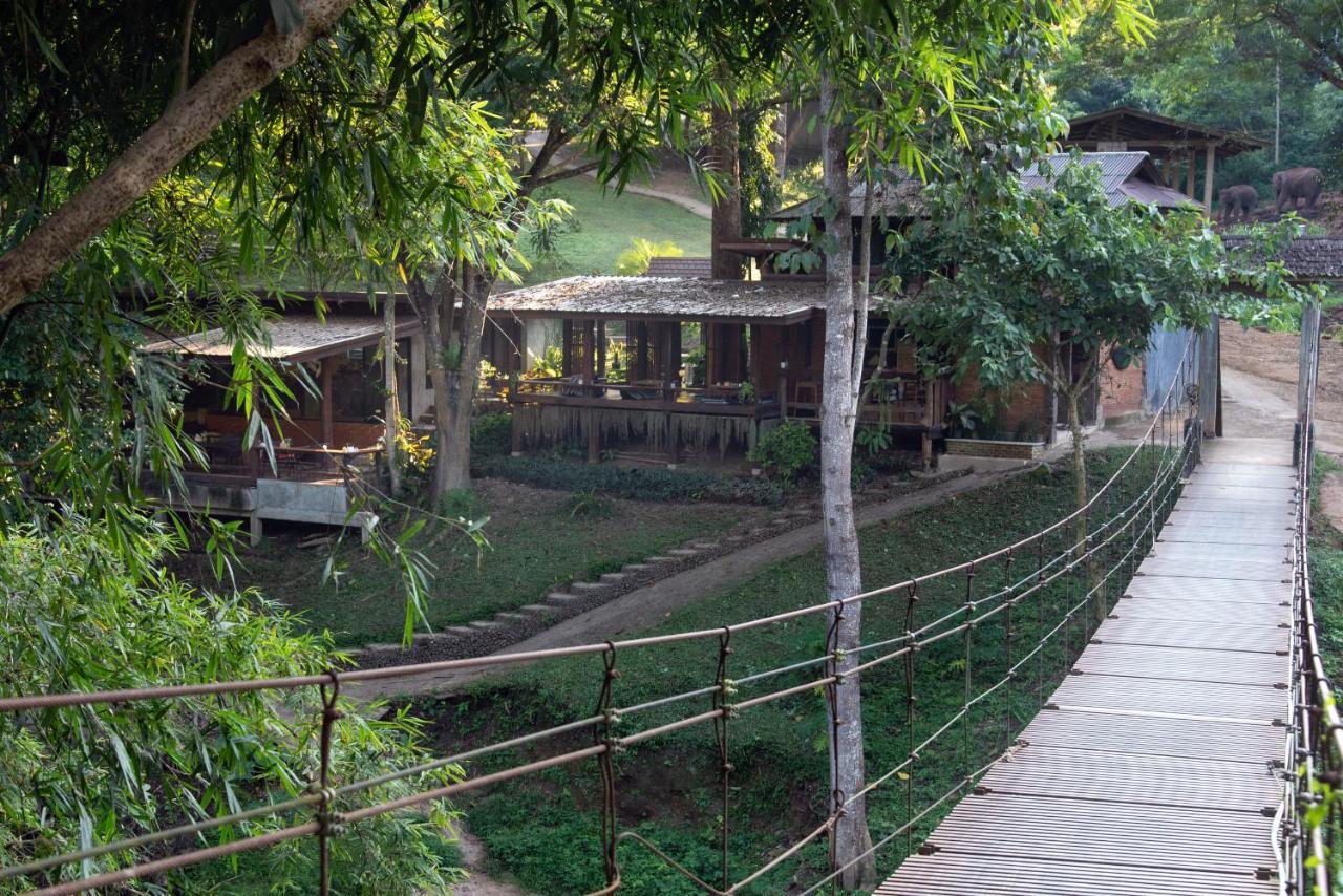 Tawan Riverside Mae Wang Екстериор снимка