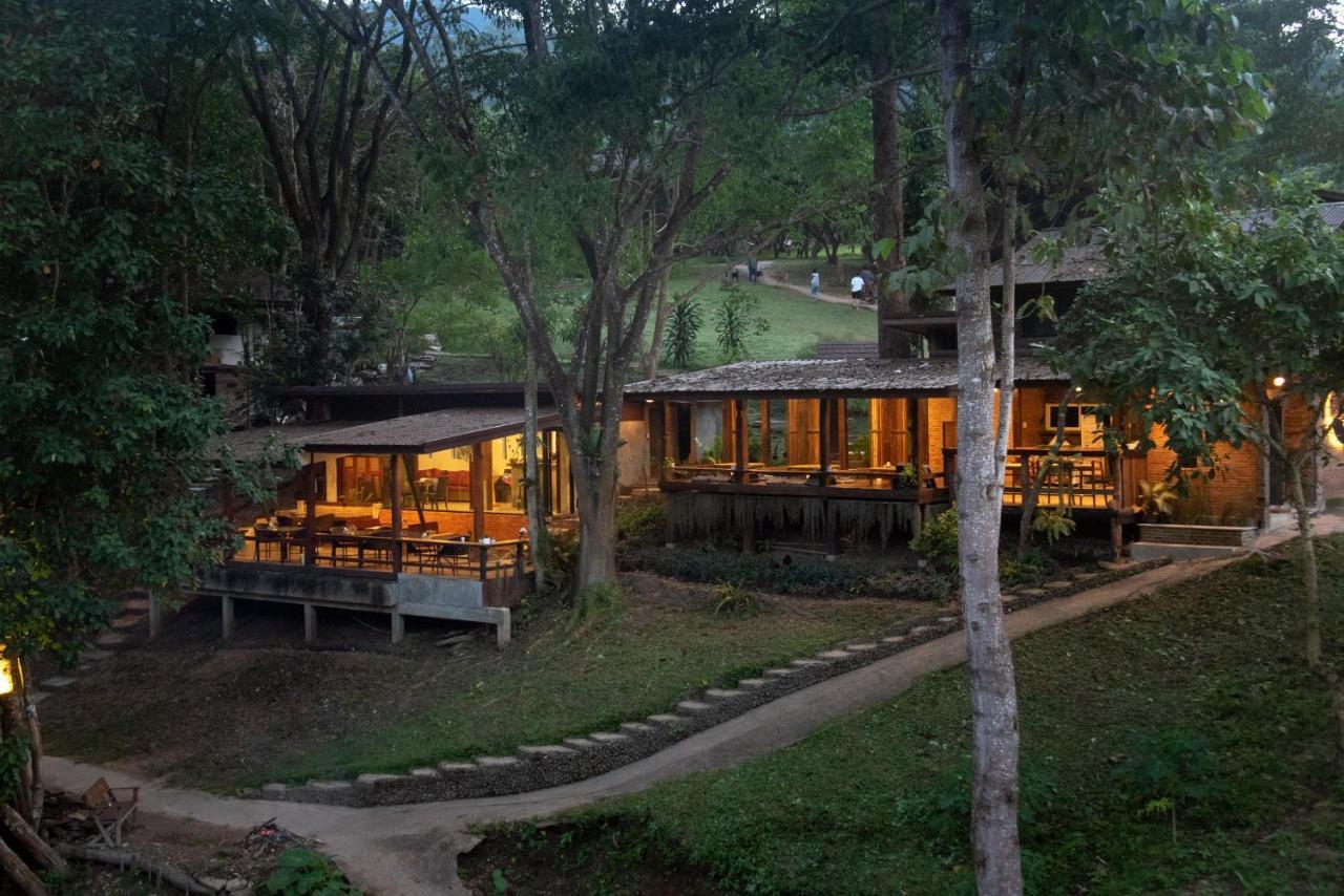 Tawan Riverside Mae Wang Екстериор снимка