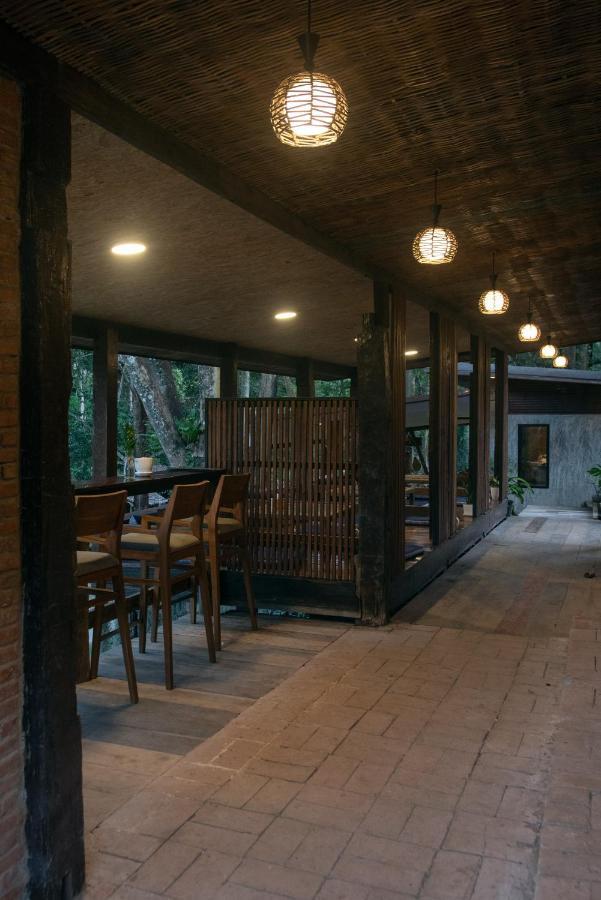 Tawan Riverside Mae Wang Екстериор снимка