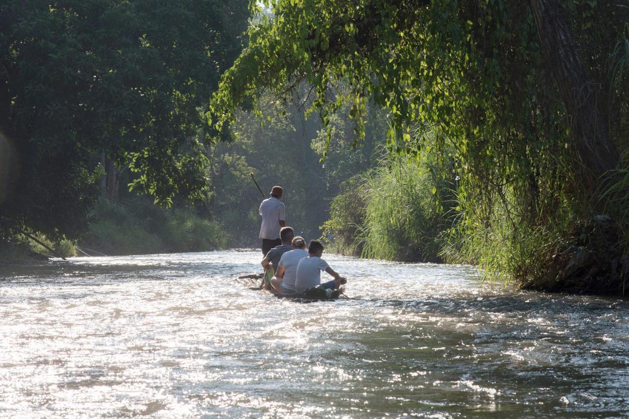 Tawan Riverside Mae Wang Екстериор снимка