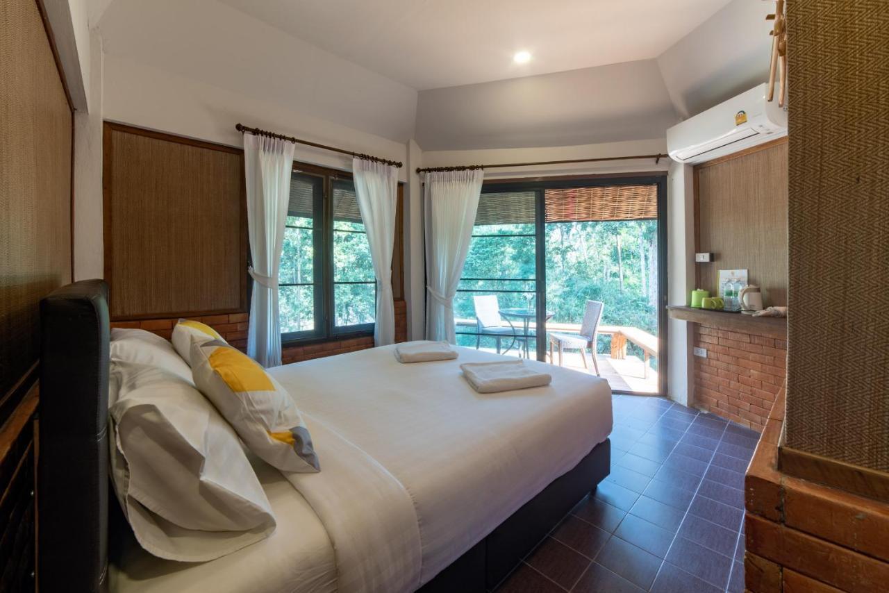 Tawan Riverside Mae Wang Екстериор снимка
