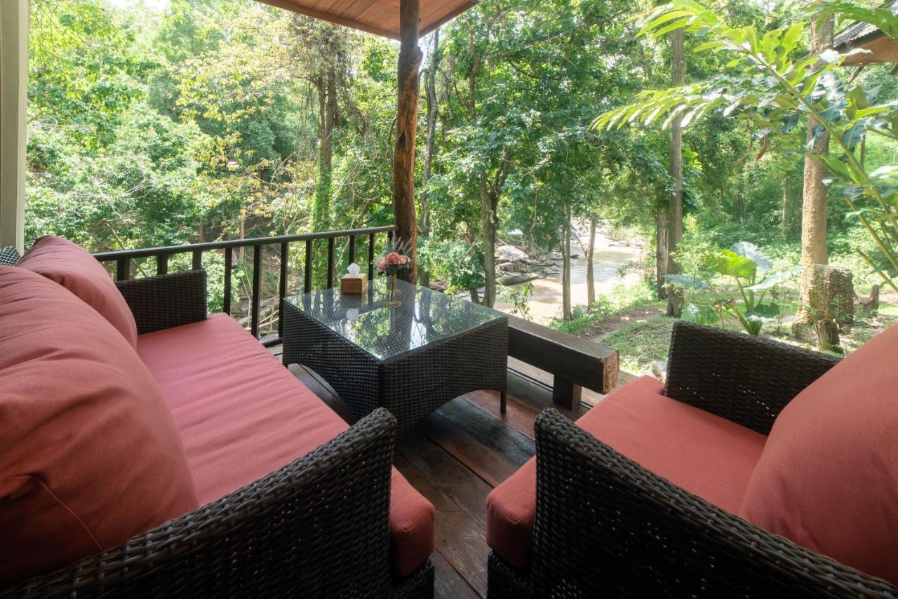 Tawan Riverside Mae Wang Екстериор снимка