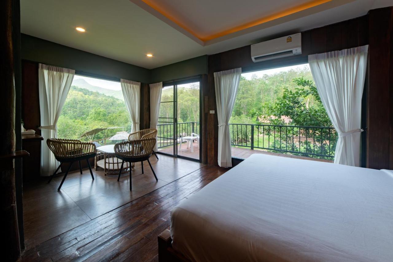 Tawan Riverside Mae Wang Екстериор снимка